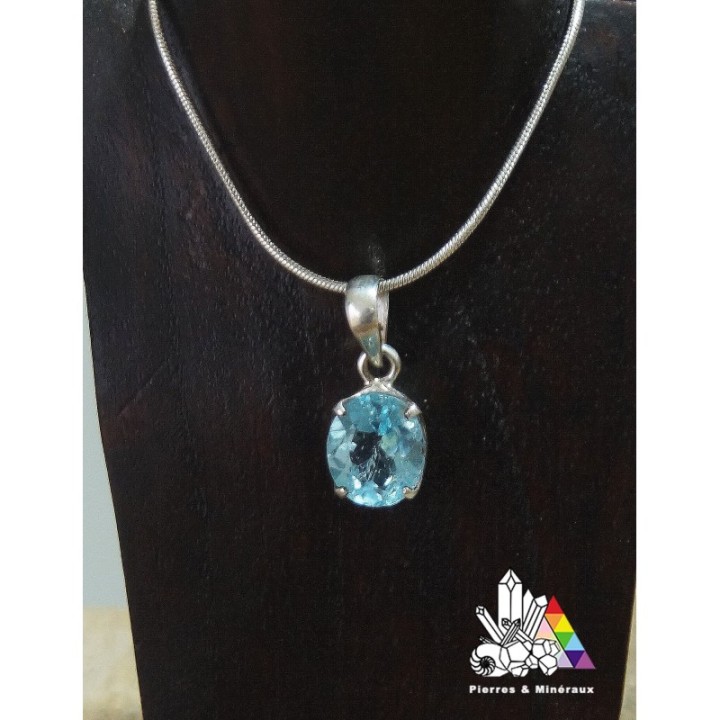 Pendentif Topaze Bleu Clair - Facetté - Vertus des Pierres fines - Lithothérapie