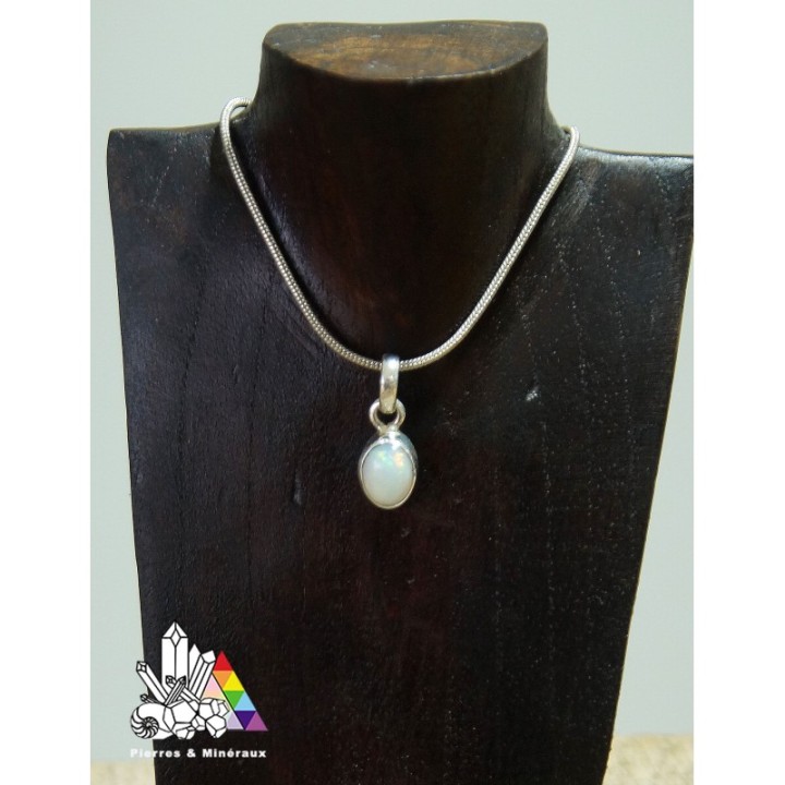 Opale blanche d’Éthiopie serti d'argent - Vertus des Pierres - Pierres & Minéraux