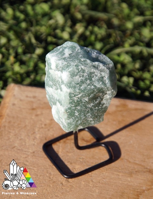 Aventurine verte sur socle