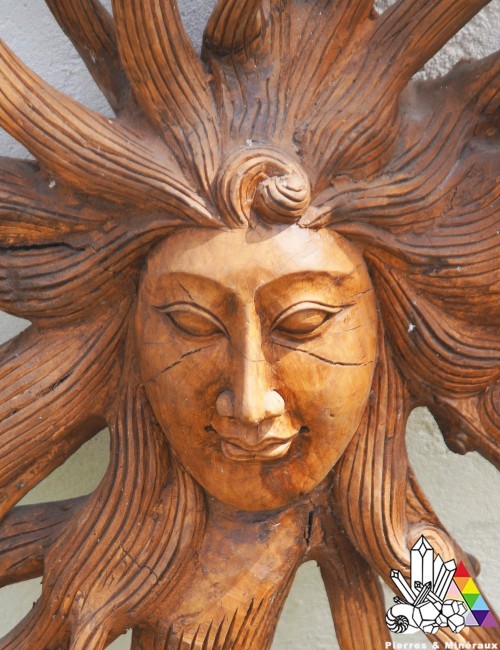 Magnifique Soleil en Bois ( Teck)  - Visage