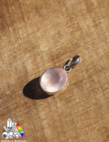 Beau Pendentif - Quartz Rose - Ovale