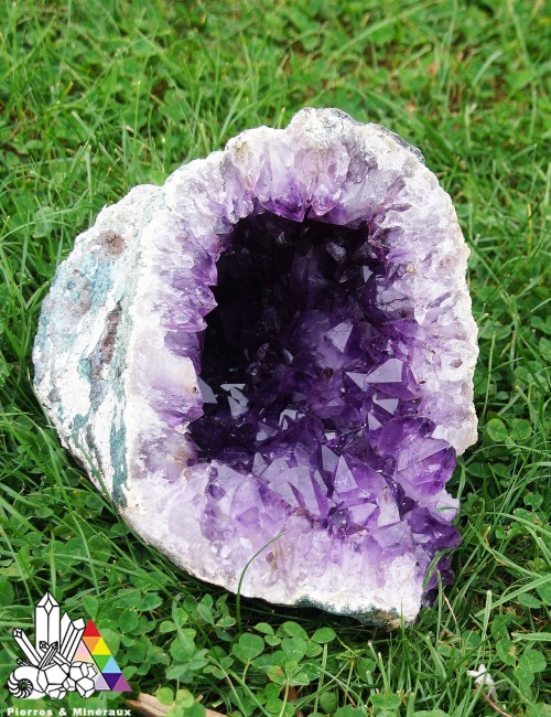 Chapeau Améthyste - Grade AAA