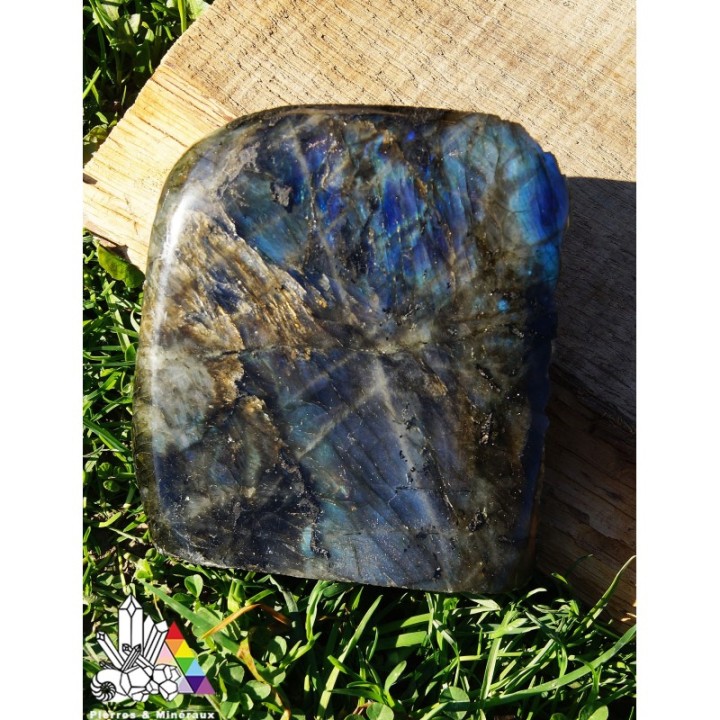 Labradorite - nombreux reflets - face polie - Pierres et Minéraux - Livraison Offerte