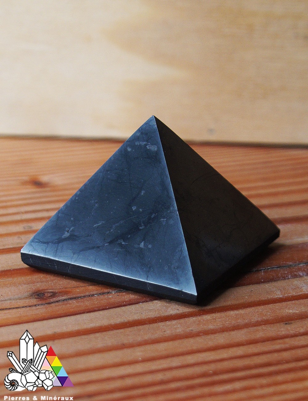 Pyramide de Shungite