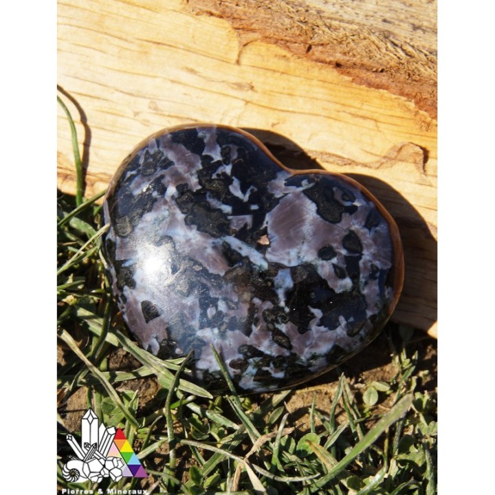 Cœur en Pierre - Labradorite - Améthyste - Apatite - Gabbro St Valentin - Lithothérapie - Pierres et Minéraux- France